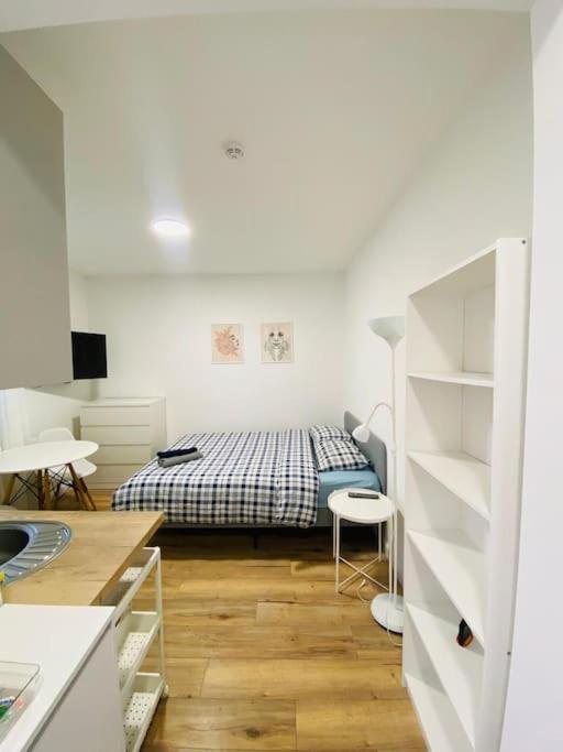 Appartement Bezagenta Mozart8 Studio Easy Access To City Wifi à Varsovie Extérieur photo